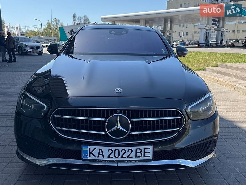 Седан Mercedes-Benz E-Class 2021 в Киеве