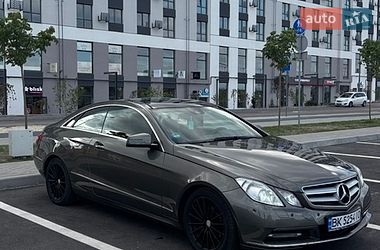 Купе Mercedes-Benz E-Class 2012 в Рівному