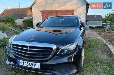 Универсал Mercedes-Benz E-Class 2016 в Деражне