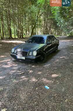 Седан Mercedes-Benz E-Class 1996 в Хмельницькому Седан Mercedes-Benz E-Class 1996 в Хмельницькому