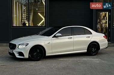 Седан Mercedes-Benz E-Class 2016 в Києві
