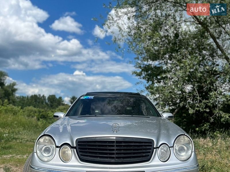 Седан Mercedes-Benz E-Class 2002 в Харькове