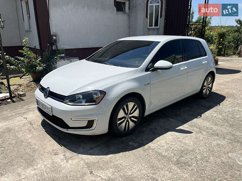 Хэтчбек Volkswagen e-Golf 2016 в Одессе