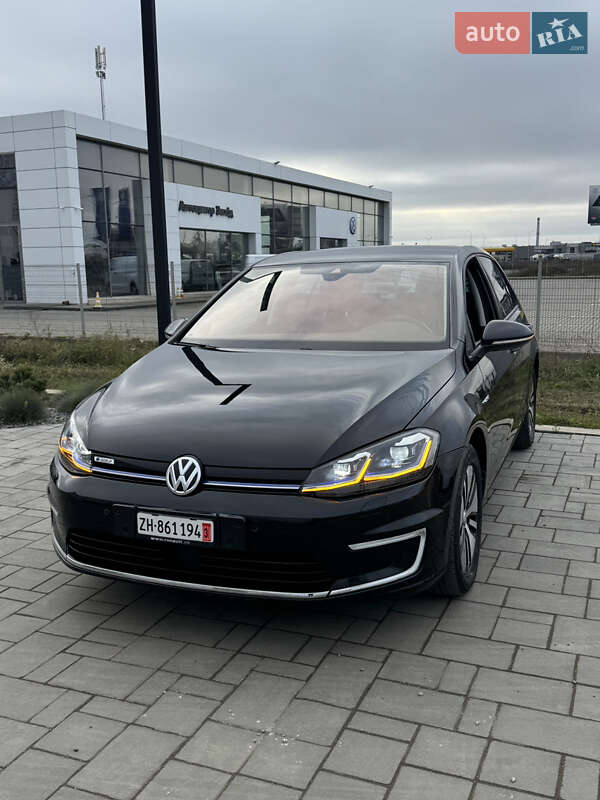 Хэтчбек Volkswagen e-Golf 2018 в Луцке