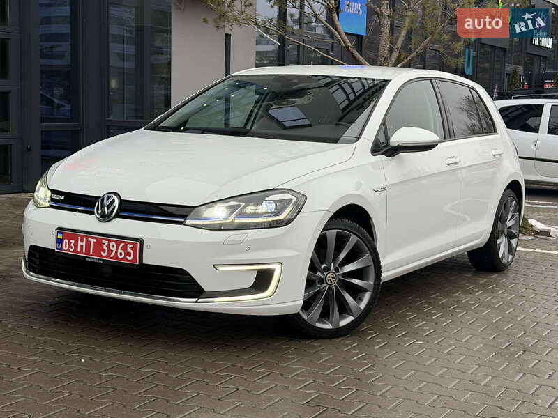 Хэтчбек Volkswagen e-Golf 2017 в Ровно
