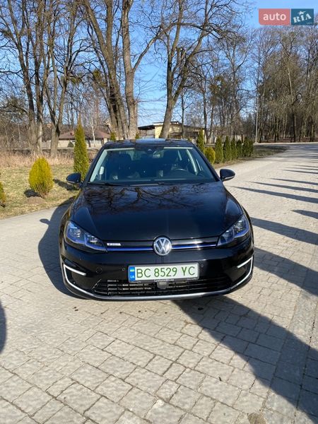Хэтчбек Volkswagen e-Golf 2018 в Николаеве Хэтчбек Volkswagen e-Golf 2018 в Николаеве