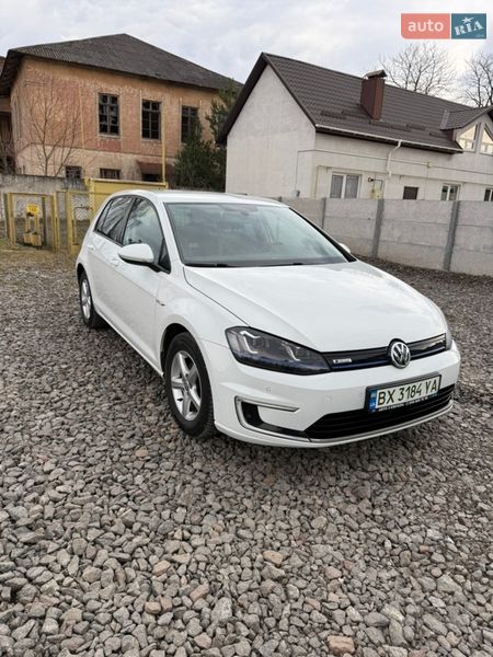 Хэтчбек Volkswagen e-Golf 2015 в Славуте Хэтчбек Volkswagen e-Golf 2015 в Славуте