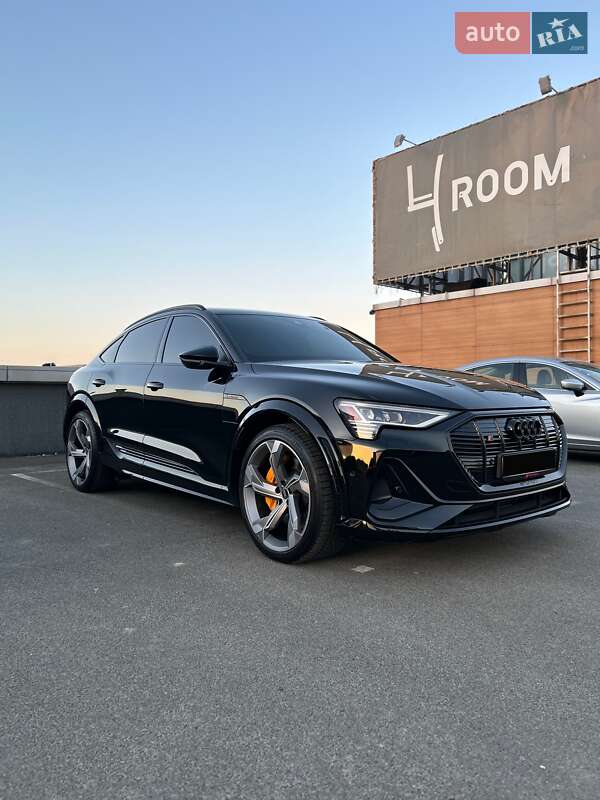 Внедорожник / Кроссовер Audi e-tron S Sportback 2022 в Киеве