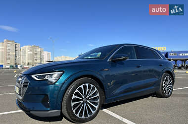 Внедорожник / Кроссовер Audi e-tron 2019 в Киеве