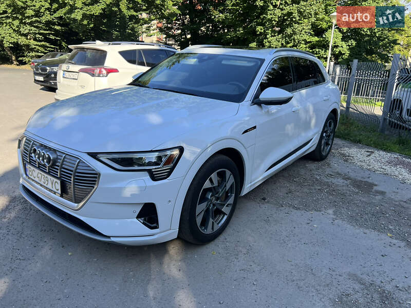 Внедорожник / Кроссовер Audi e-tron 2019 в Львове