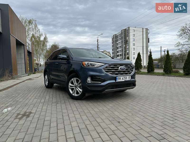 Внедорожник / Кроссовер Ford Edge 2019 в Березному
