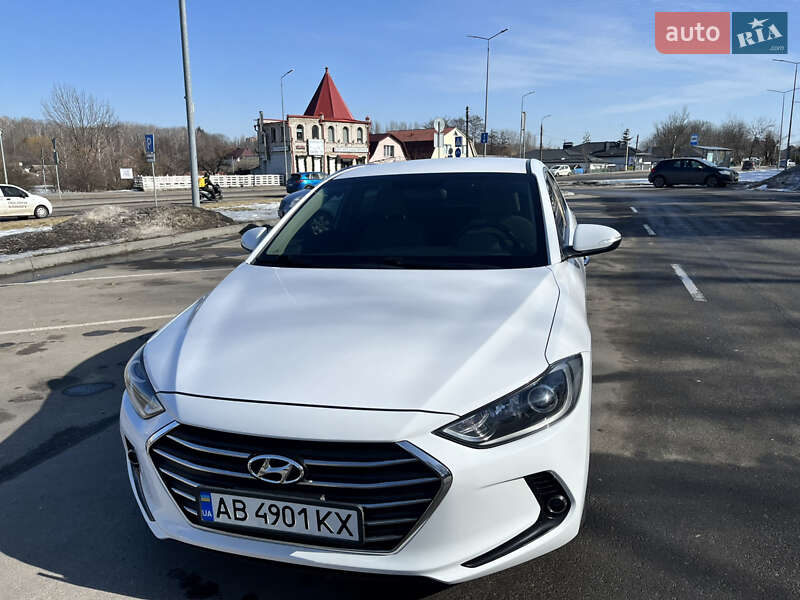 Седан Hyundai Elantra 2018 в Вінниці Седан Hyundai Elantra 2018 в Вінниці