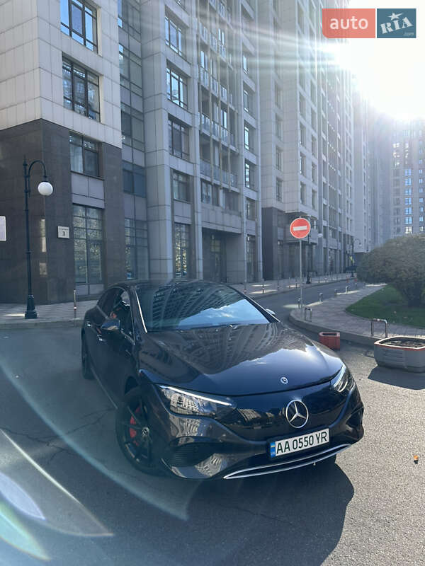 Седан Mercedes-Benz EQE 2023 в Киеве Седан Mercedes-Benz EQE 2023 в Киеве