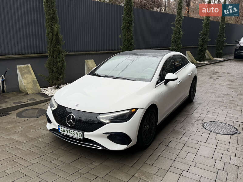 Седан Mercedes-Benz EQE 2023 в Ужгороде Седан Mercedes-Benz EQE 2023 в Ужгороде