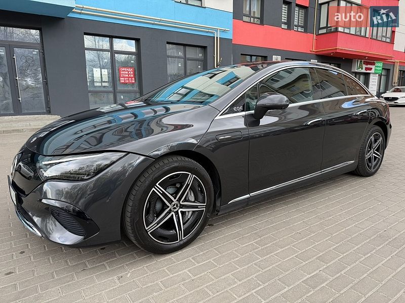 Седан Mercedes-Benz EQE 2022 в Ровно
