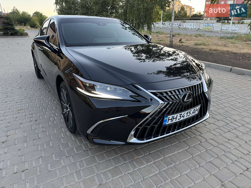 Седан Lexus ES 2024 в Одессе Седан Lexus ES 2024 в Одессе