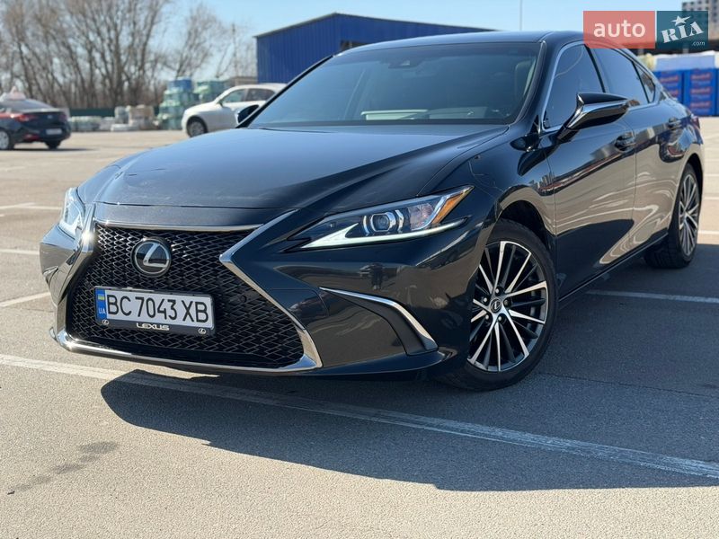 Седан Lexus ES 2023 в Киеве
