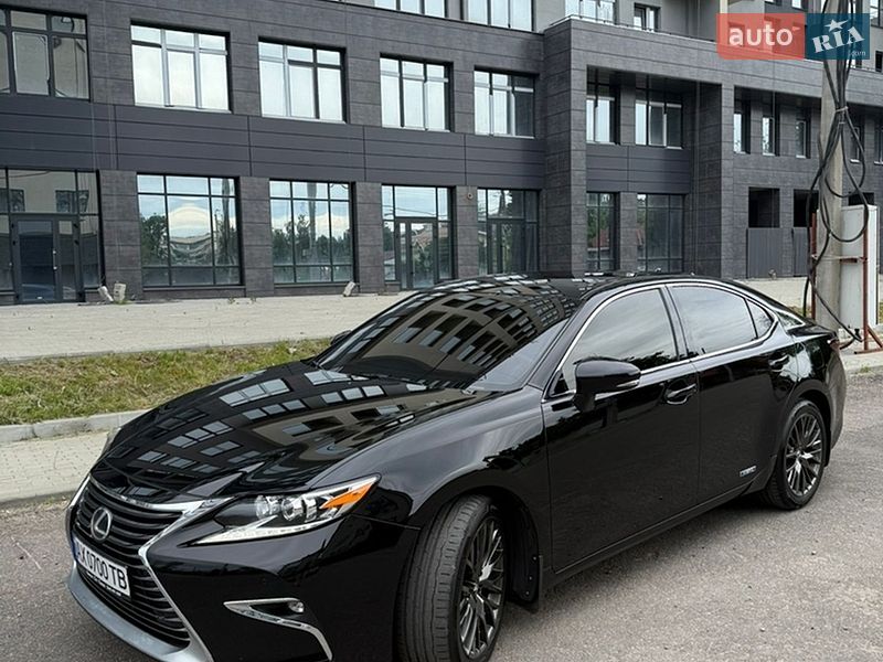 Седан Lexus ES 2012 в Харькове