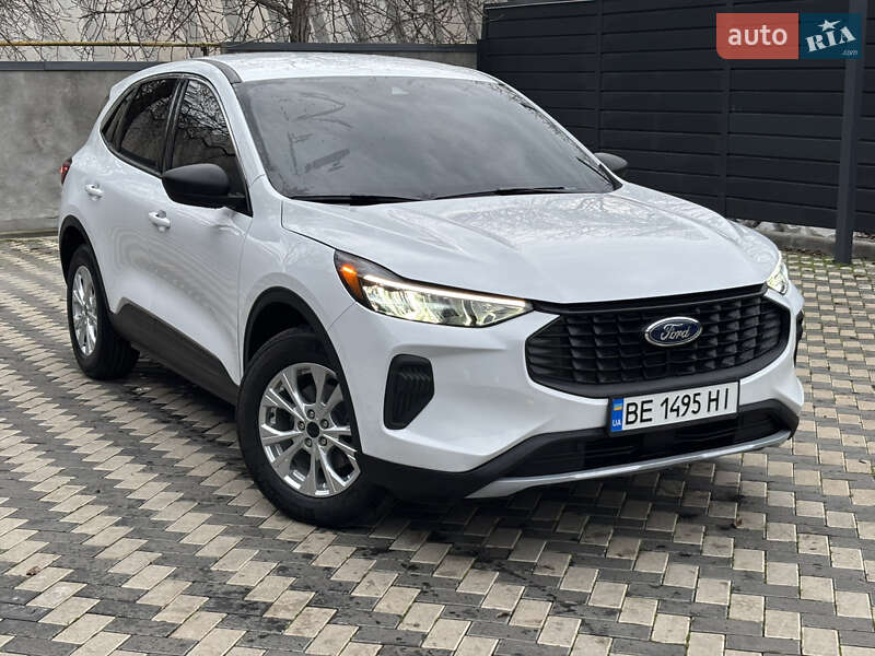 Внедорожник / Кроссовер Ford Escape 2024 в Николаеве