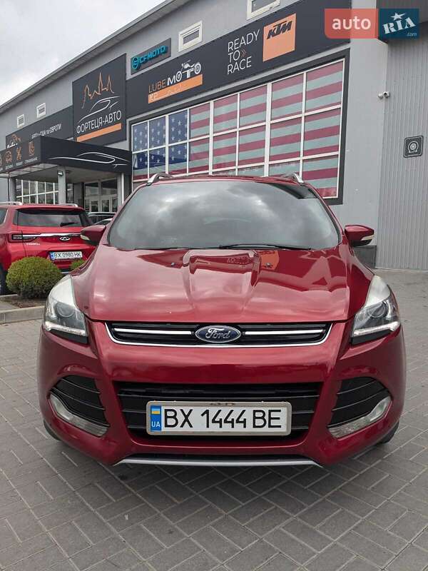 Внедорожник / Кроссовер Ford Escape 2013 в Каменец-Подольском