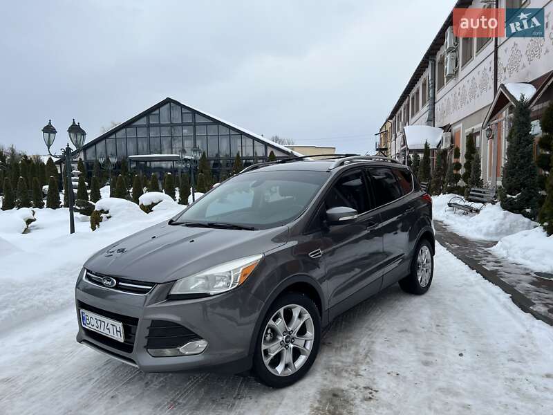 Внедорожник / Кроссовер Ford Escape 2013 в Стрые