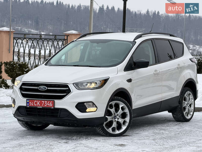 Внедорожник / Кроссовер Ford Escape 2018 в Дрогобыче