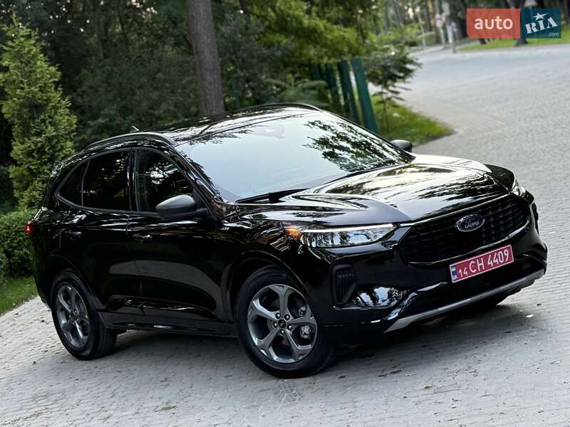 Внедорожник / Кроссовер Ford Escape 2023 в Львове Внедорожник / Кроссовер Ford Escape 2023 в Львове