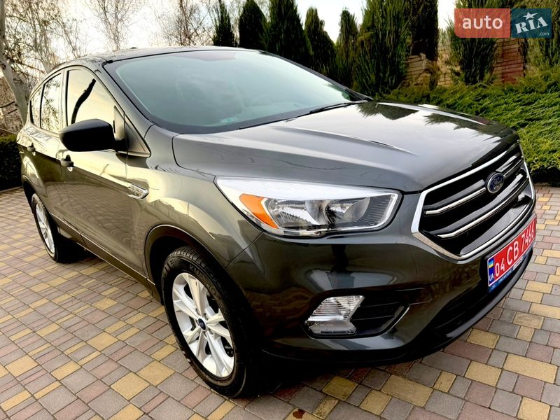 Внедорожник / Кроссовер Ford Escape 2017 в Днепре