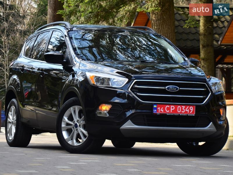 Позашляховик / Кросовер Ford Escape 2018 в Трускавці