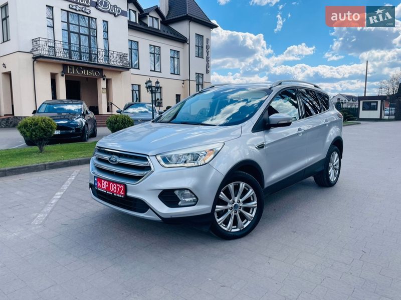 Внедорожник / Кроссовер Ford Escape 2016 в Стрые Внедорожник / Кроссовер Ford Escape 2016 в Стрые