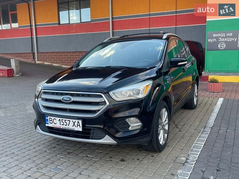 Внедорожник / Кроссовер Ford Escape 2016 в Львове
