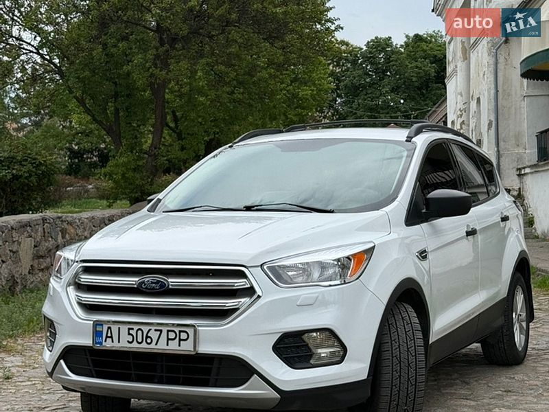 Внедорожник / Кроссовер Ford Escape 2016 в Белой Церкви