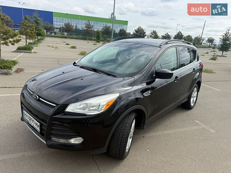 Внедорожник / Кроссовер Ford Escape 2016 в Одессе