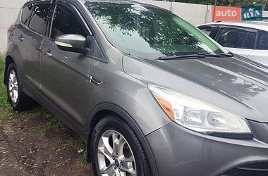 Внедорожник / Кроссовер Ford Escape 2012 в Глобине