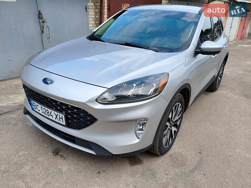 Внедорожник / Кроссовер Ford Escape 2019 в Львове