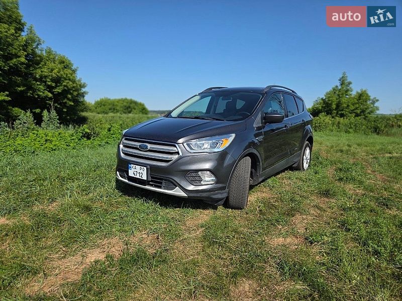 Внедорожник / Кроссовер Ford Escape 2018 в Киеве Внедорожник / Кроссовер Ford Escape 2018 в Киеве