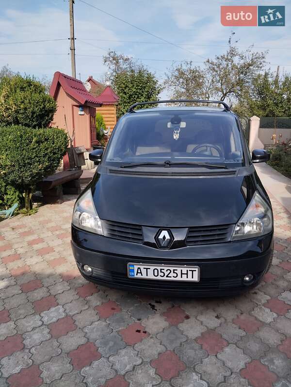 Минивэн Renault Espace 2002 в Косове Минивэн Renault Espace 2002 в Косове
