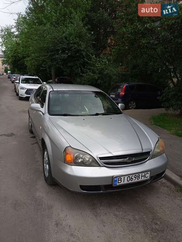 Седан Chevrolet Evanda 2006 в Киеве