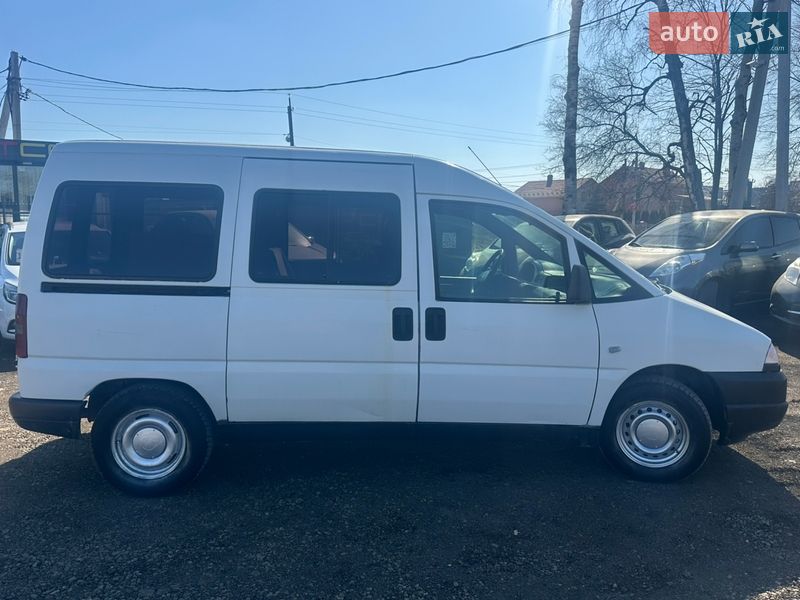 Минивэн Peugeot Expert 2001 в Ивано-Франковске Минивэн Peugeot Expert 2001 в Ивано-Франковске