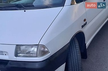 Мінівен Peugeot Expert 2000 в Чернівцях