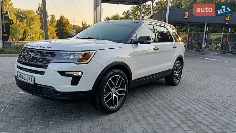 Позашляховик / Кросовер Ford Explorer 2018 в Вінниці