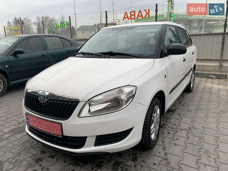 Универсал Skoda Fabia 2011 в Тернополе