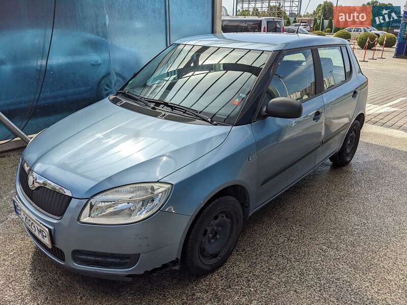 Хэтчбек Skoda Fabia 2009 в Львове