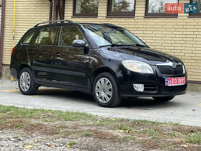 Універсал Skoda Fabia 2008 в Харкові