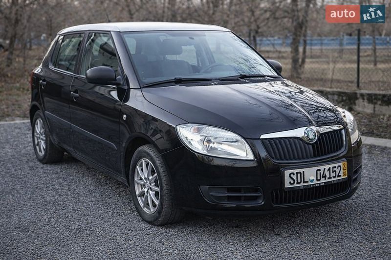Хэтчбек Skoda Fabia 2009 в Вижнице Хэтчбек Skoda Fabia 2009 в Вижнице