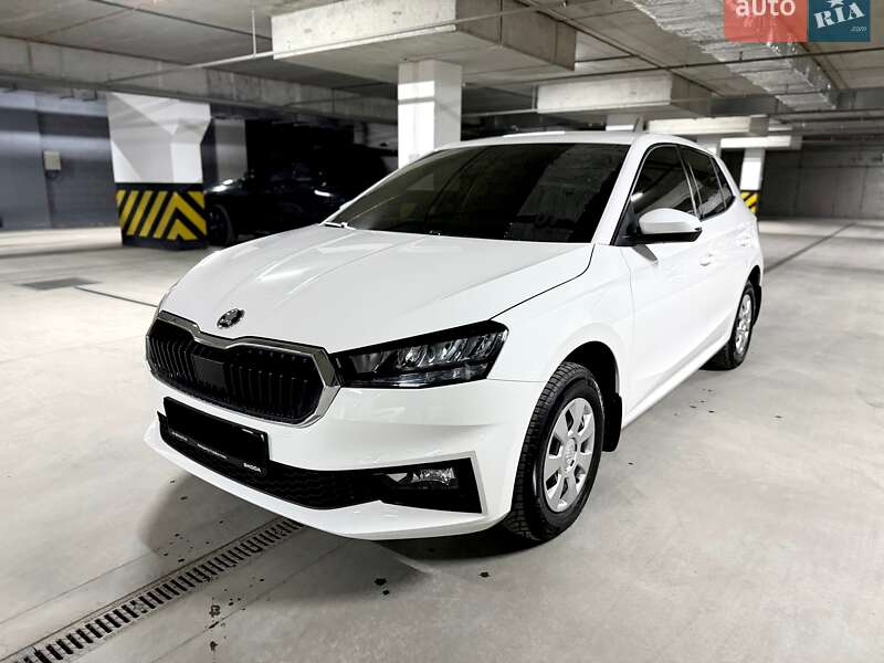 Хетчбек Skoda Fabia 2025 в Дніпрі