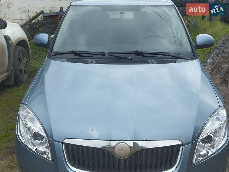 Хэтчбек Skoda Fabia 2007 в Богодухове