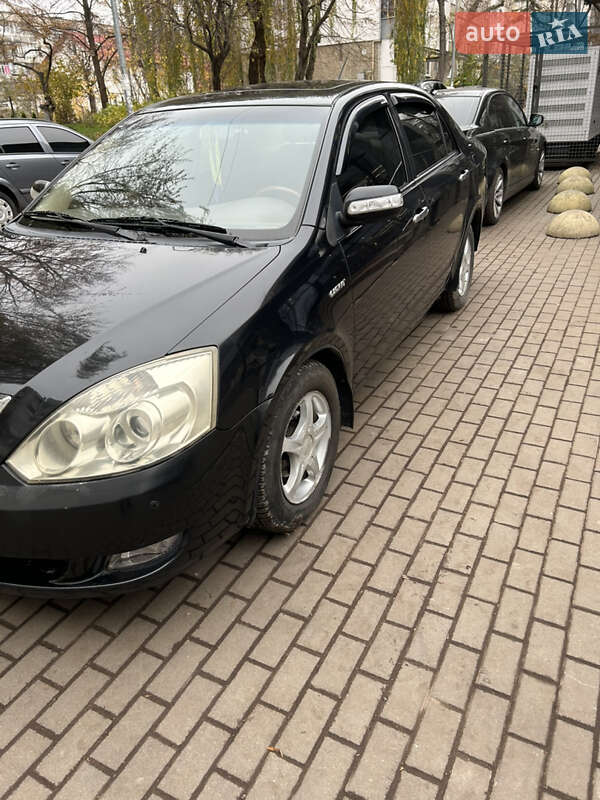 Седан Geely FC 2009 в Львове