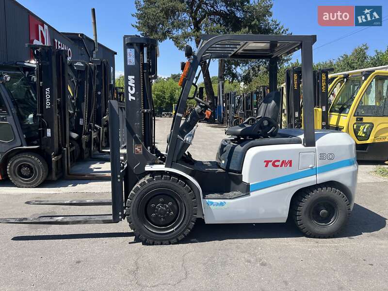 Вилочный погрузчик TCM FD 2022 в Киеве