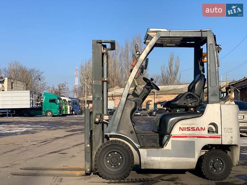 Вилочный погрузчик Nissan FG 2012 в Львове